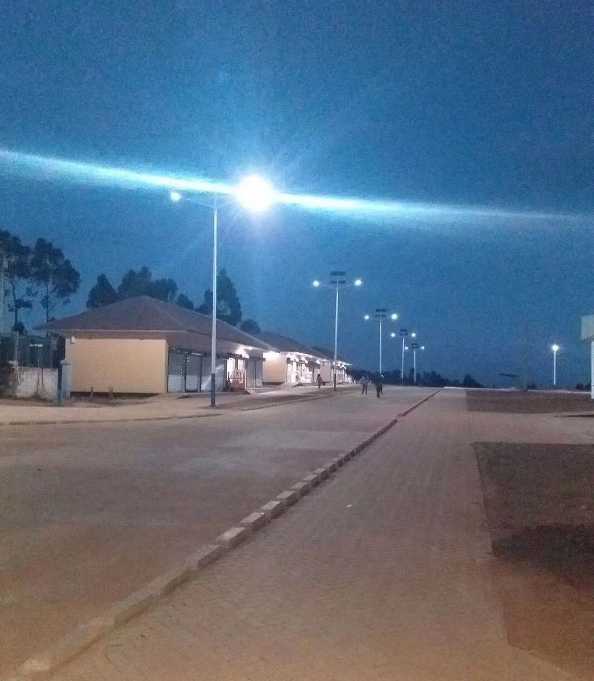 宁阳县非洲科特迪瓦太阳能路灯工程